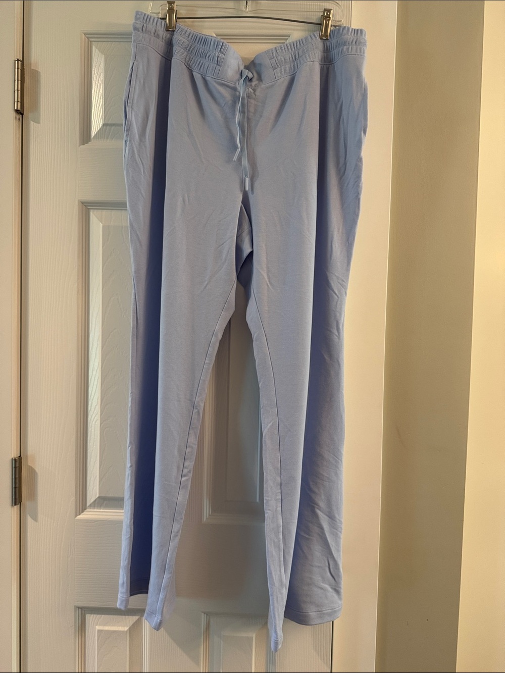 tek gear, 33” Inseam, Light Blue Pull-On Joggers with Drawstring NWT.